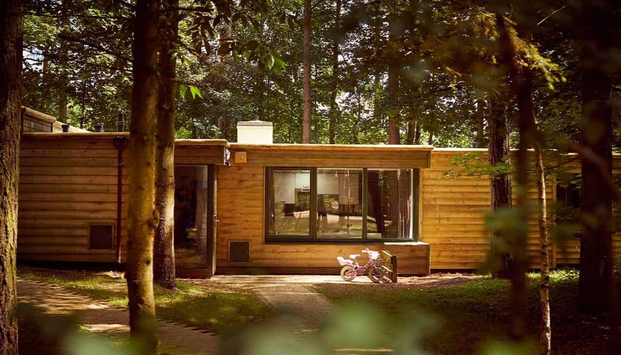 Exterior view of a 4 bedroom Woodland Lodge.