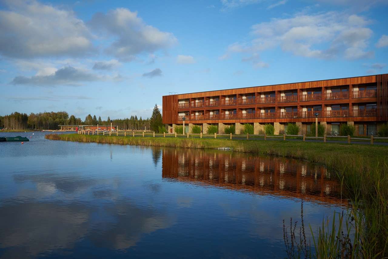 Lakeside Apartments Exterior IRE