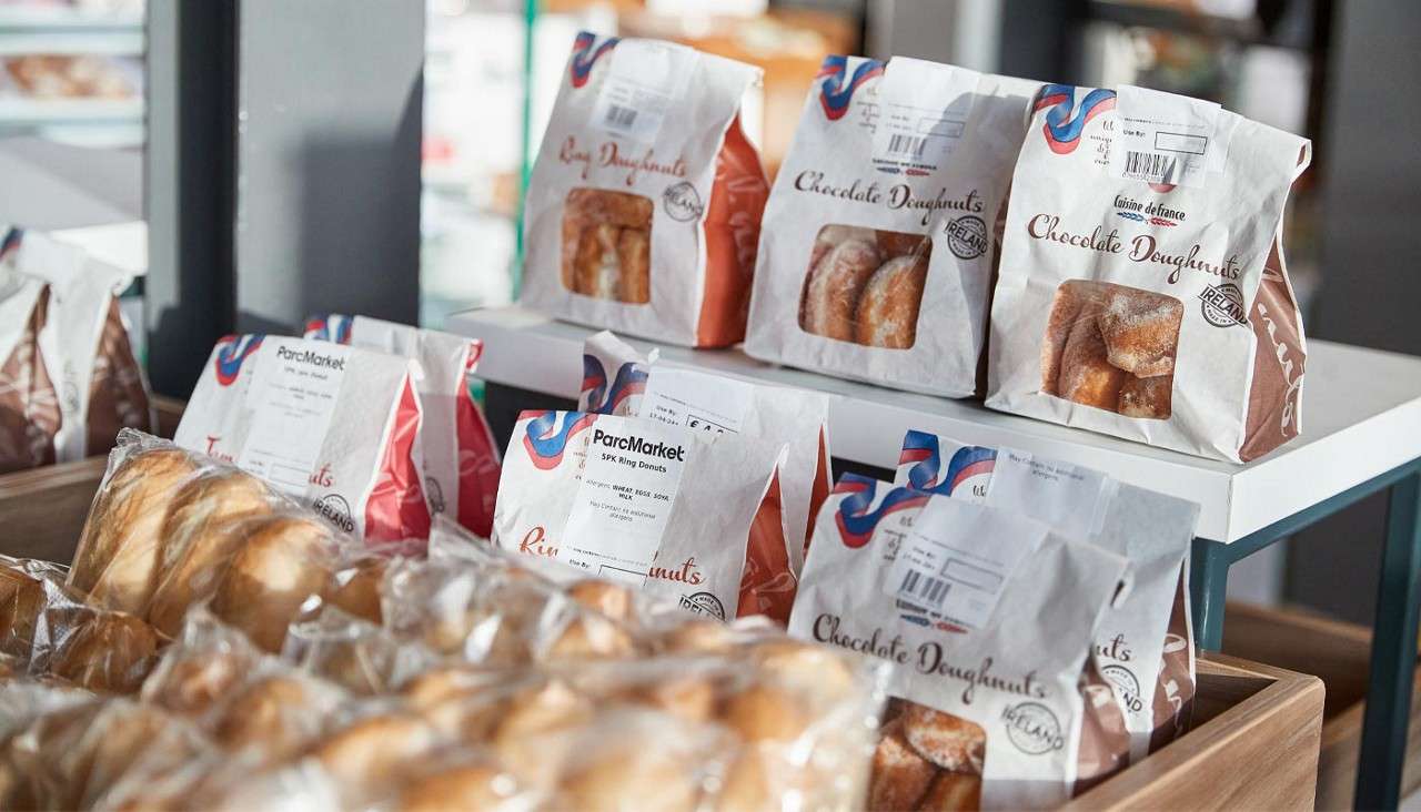 Doughnuts and freshly baked goods in Parc Market