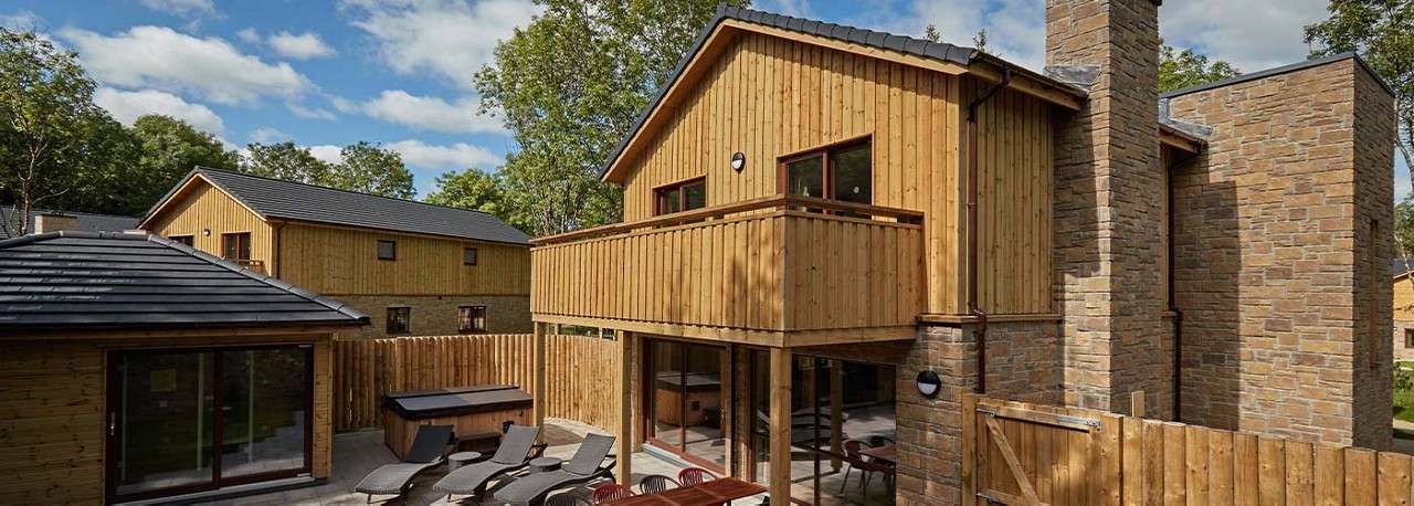 Exclusive Lodge exterior