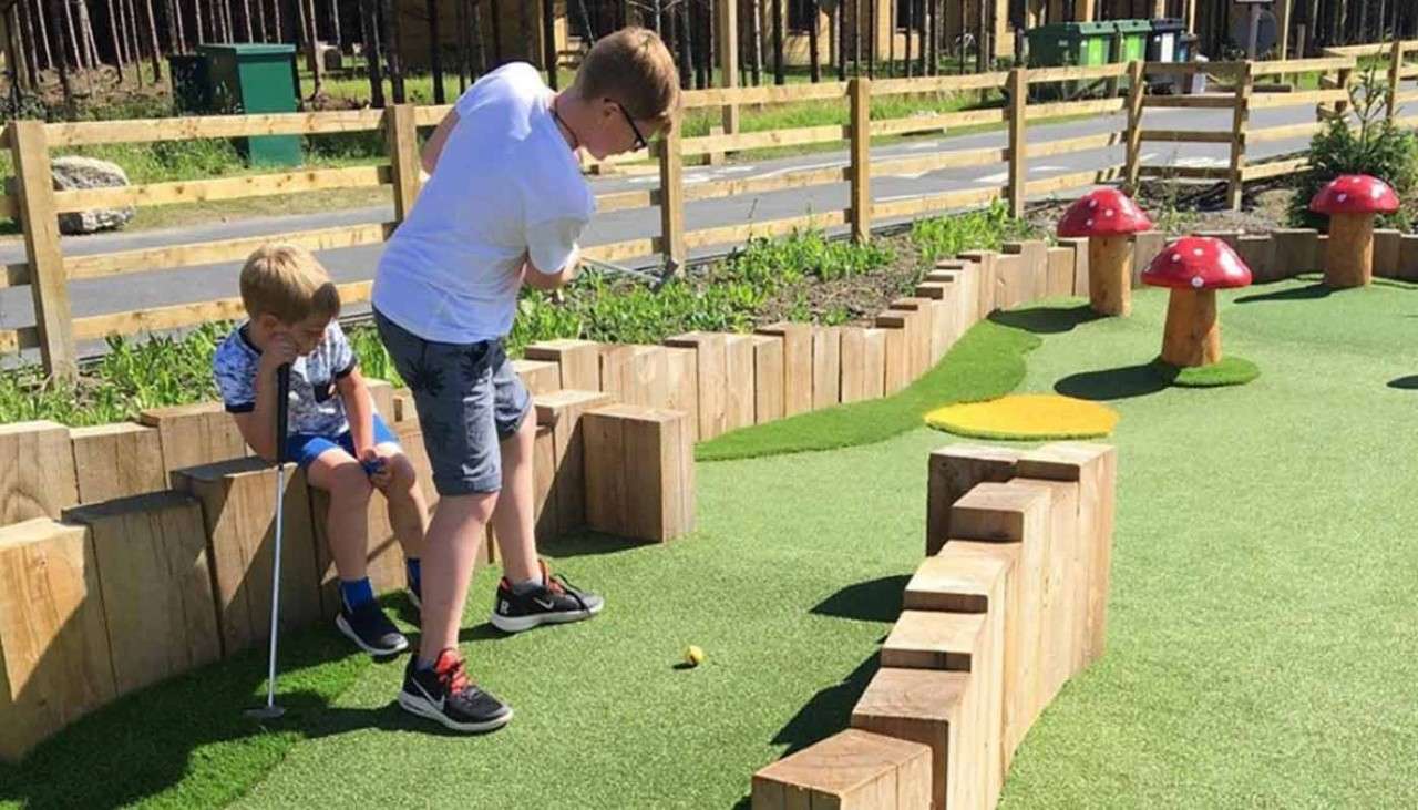 Adventure golf