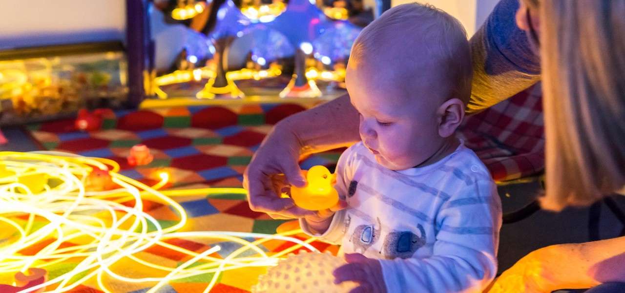 Infant top play center