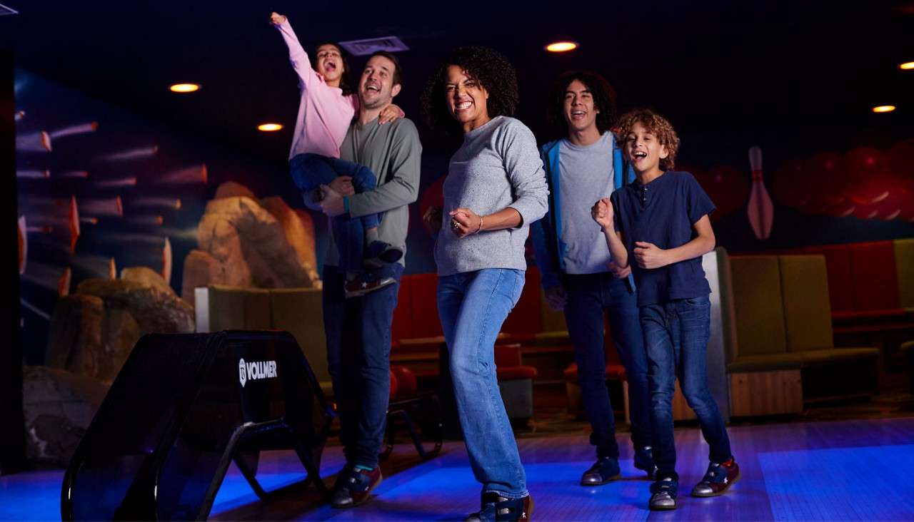 Family bowling