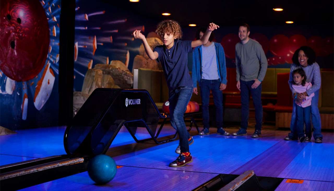 Family bowling
