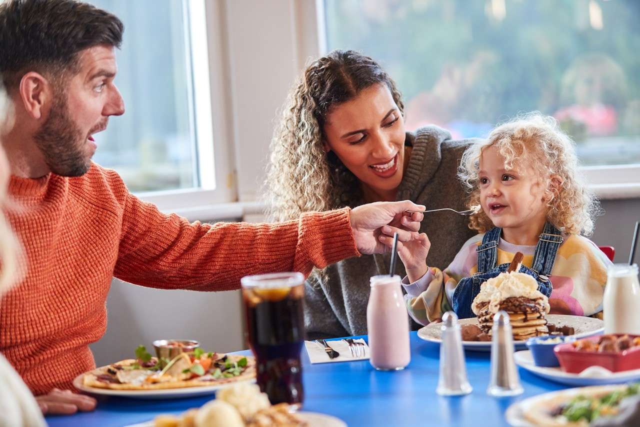 f&b family meal at the pancake house (school age & pre-school)