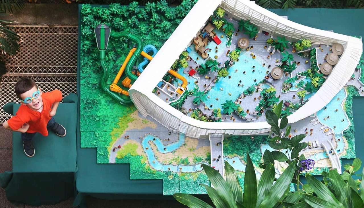 Lego Subtropical Swimming Paradise